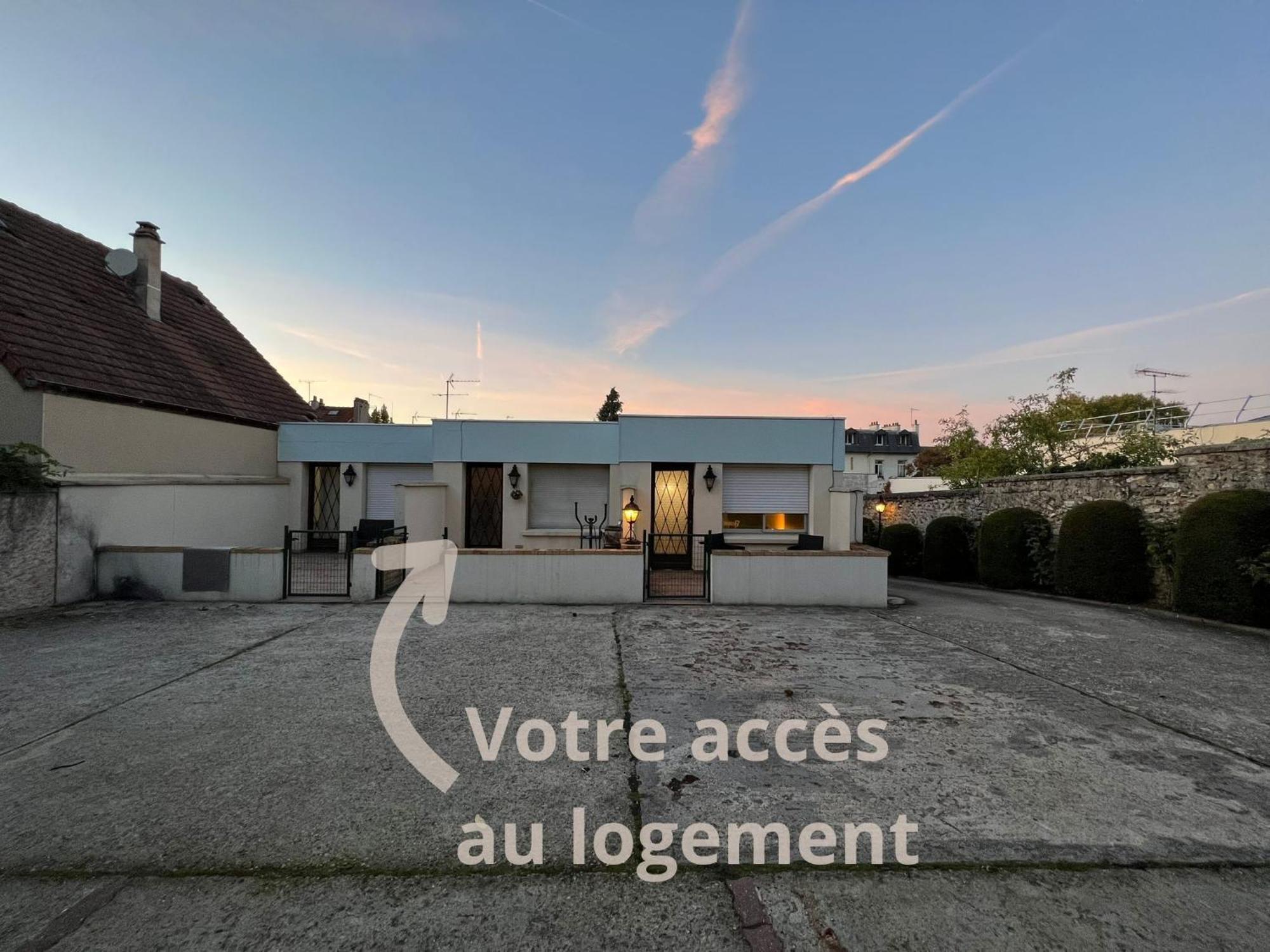 Appart'Hotel Nuiteejour Versailles Saint Cyr L'Ecole Exterior foto